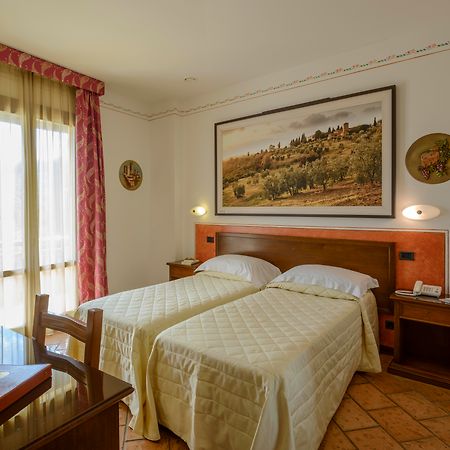 Hotel Sovestro San Gimignano Exterior photo